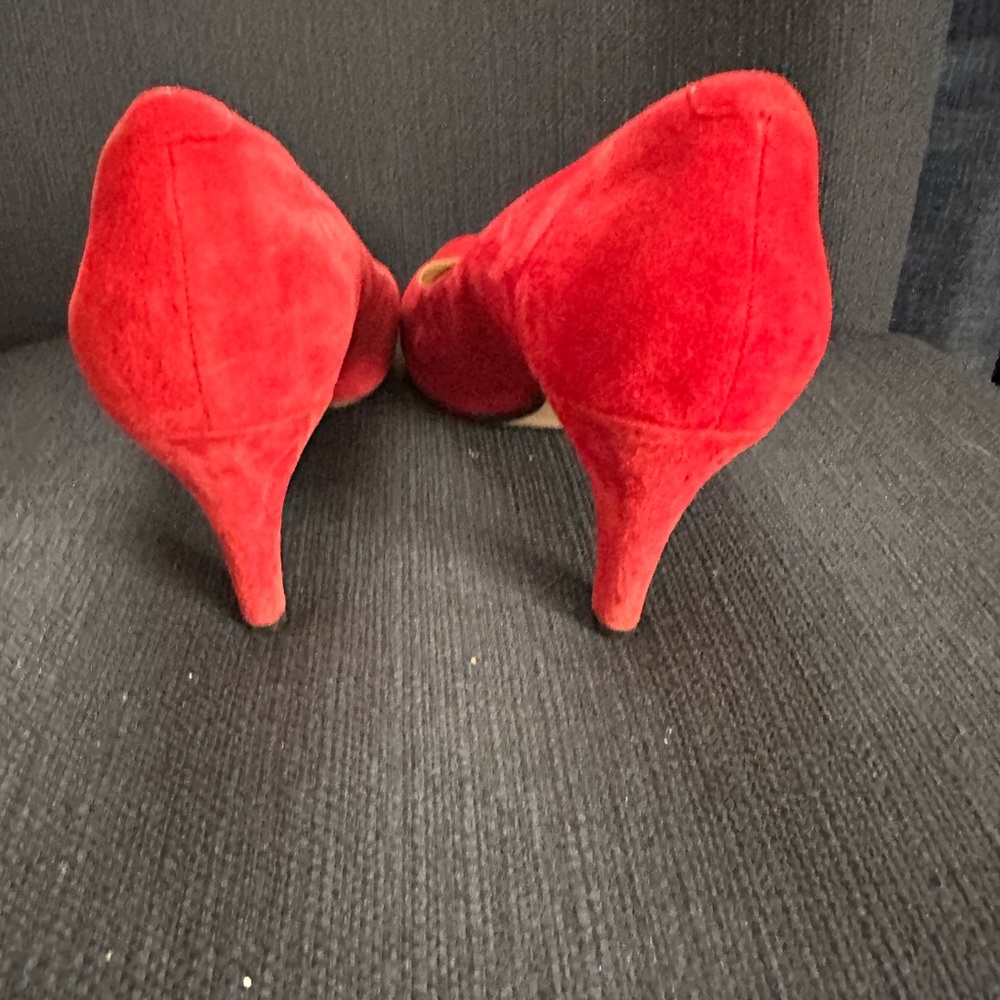 Clarks Red Faux Suede Pumps, Size 10 - Picture 9 of 9